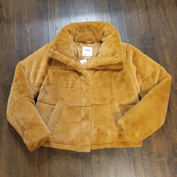 Abercrombie & Fitch Jackets & Blazers - Abercrombie and Fitch the quilted mini faux fur puffer jacket caramel brown sz S